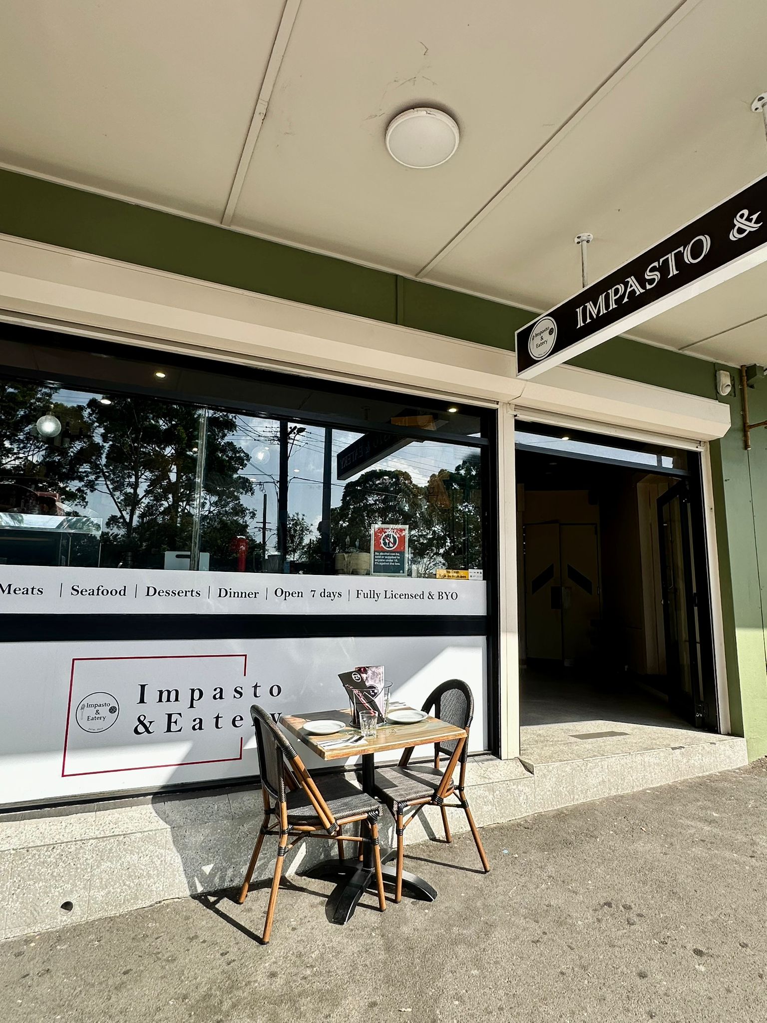 Wood-fired pizza at Impasto & Eatery Normanhurst