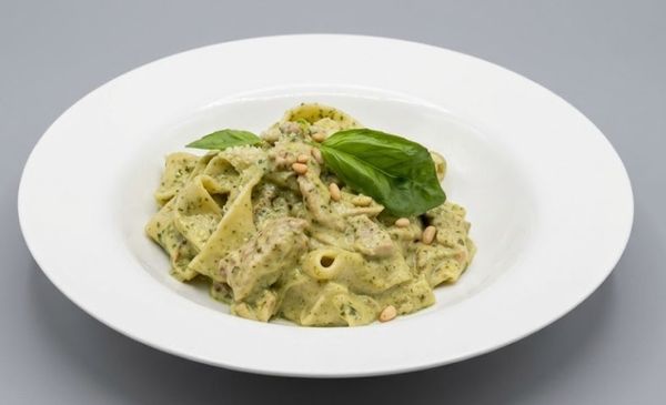 Chicken Pappardelle Pesto